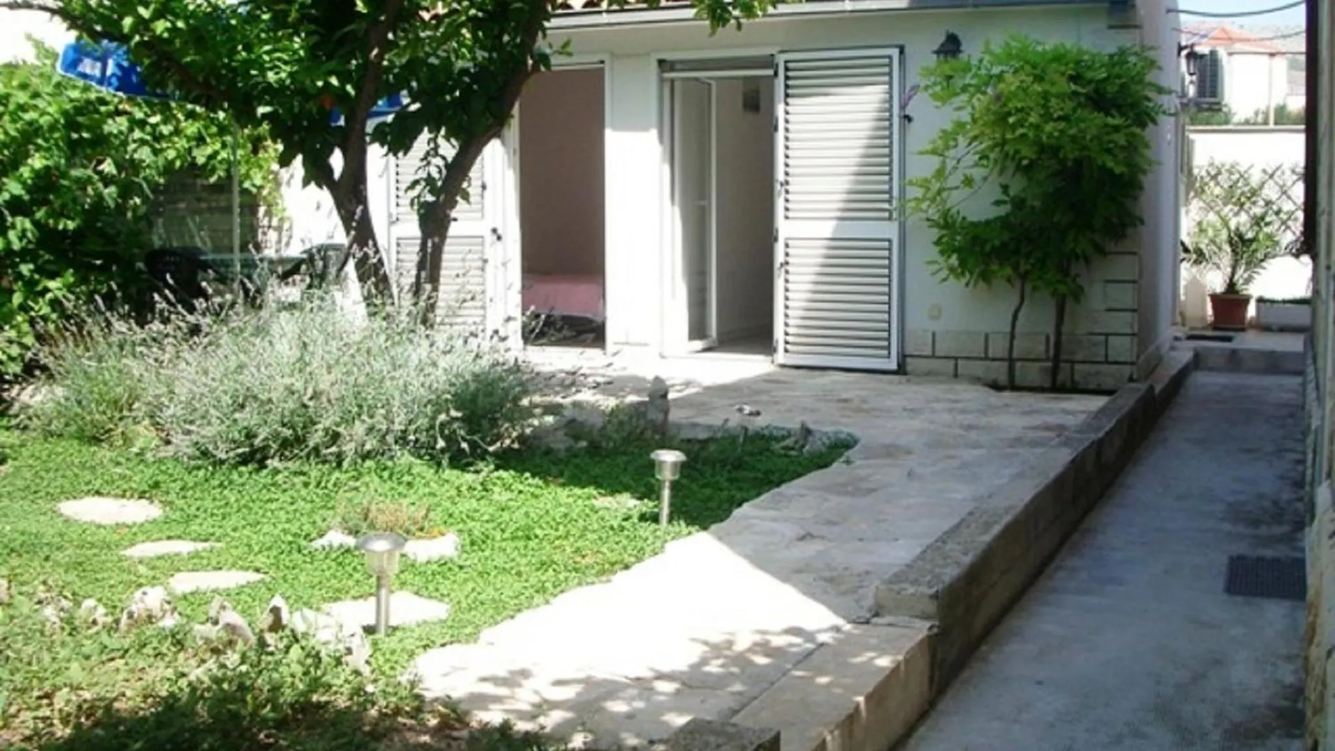 Apartments Gina Trogir