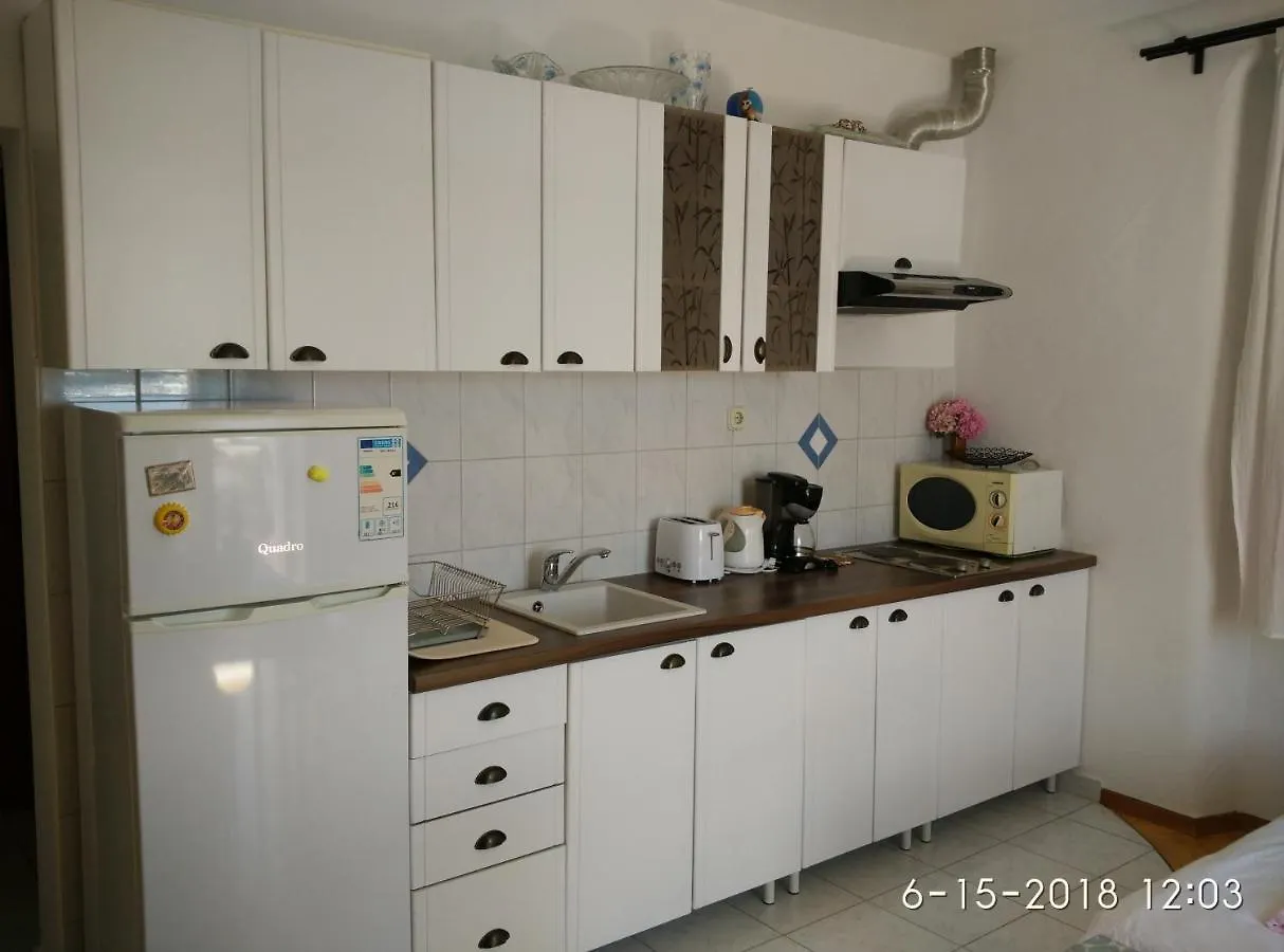 Apartments Gina Trogir