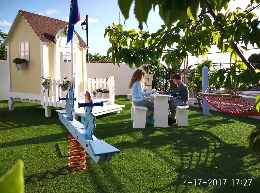 Apartments Gina Trogir 0*,